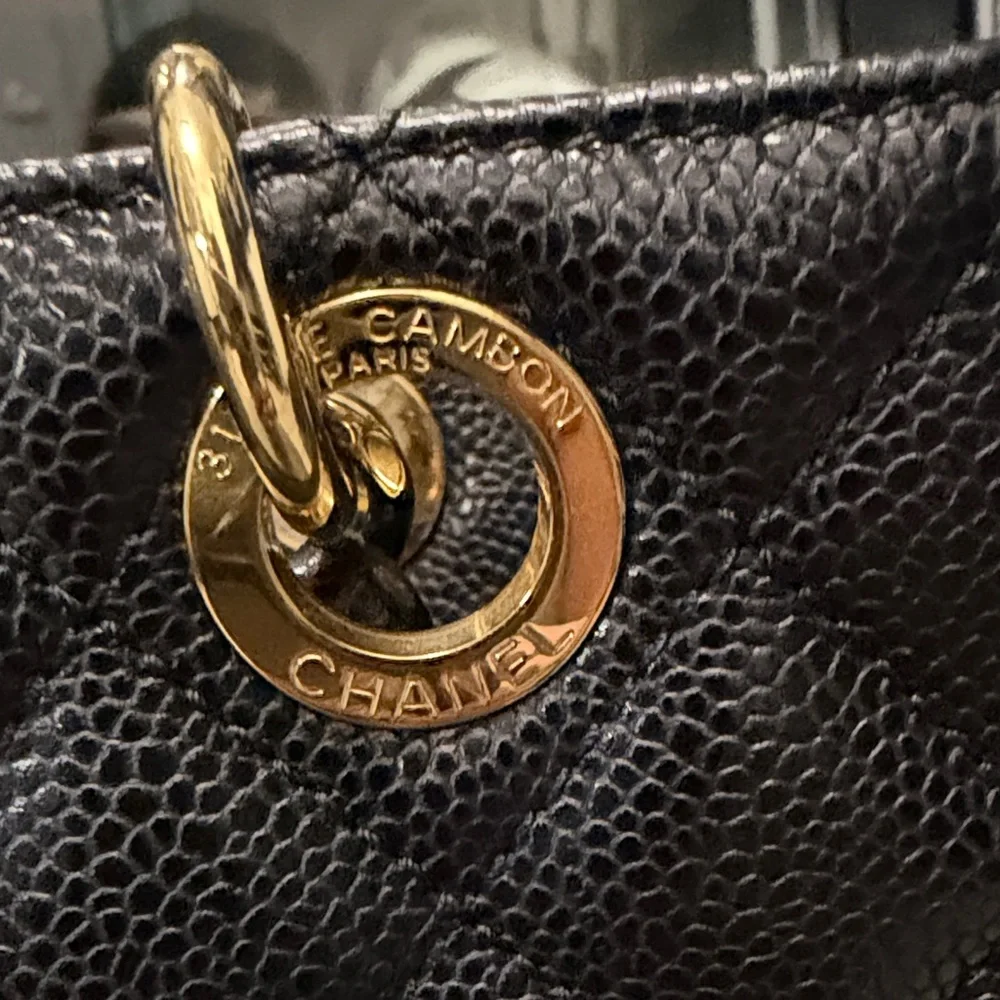 CHANEL Black Quilted Caviar Leather Petite Shopper with Gold Hardware. - Picture 4 of 16